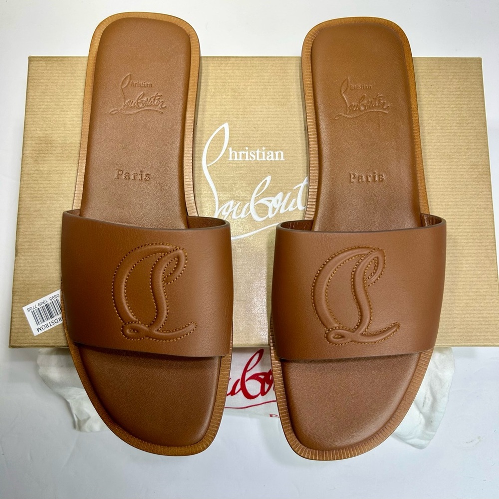 CHRISTIAN LOUBOUTIN CL MULE FLAT SANDAL EMBROIDERED LOGO BROWN LEATHER SZ 39 NEW - Picture 1 of 15